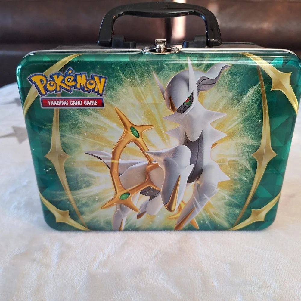 pokemon cards arceus tin 2009 Exclusive Collector Set with Arceus LV.X Card Green Tin (4 Pokémon TCG booster packs) Toys Pokemon TCG Arceus Collector Chest